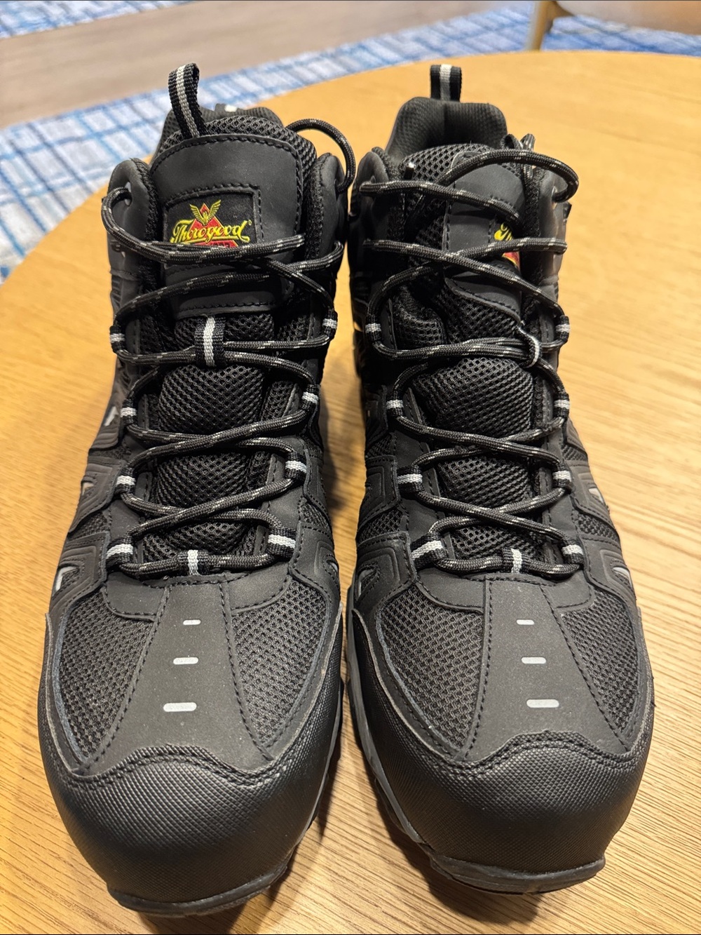 Men's All-Black Athletic Trail Sneakers - Picture 7 of 15